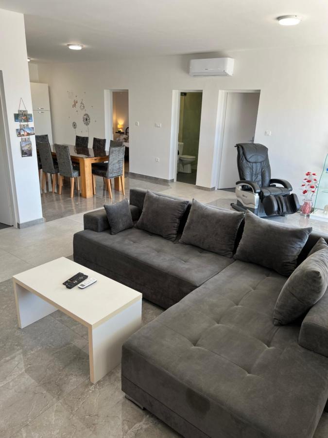 Villa Marta 3 Bedrooms, 2 Baths And Pool Kaštel Štafilić المظهر الخارجي الصورة