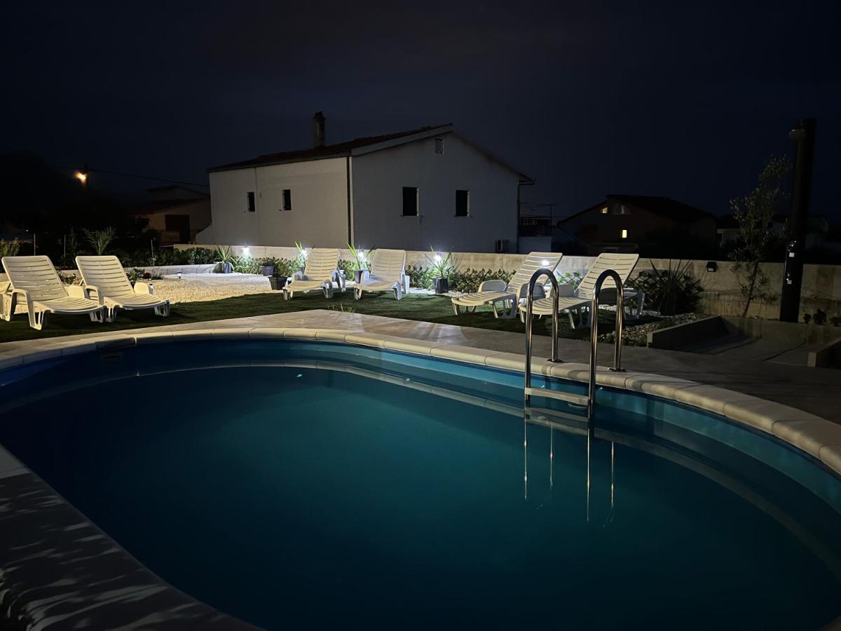 Villa Marta 3 Bedrooms, 2 Baths And Pool Kaštel Štafilić المظهر الخارجي الصورة